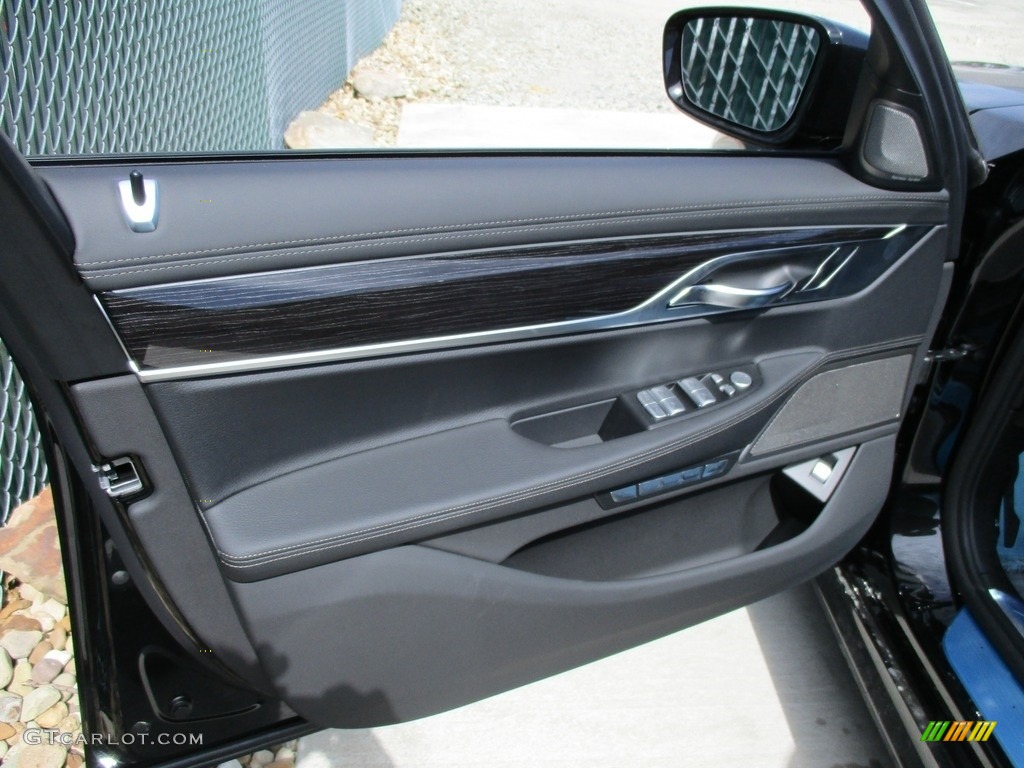 2017 BMW 7 Series 740i xDrive Sedan Black Door Panel Photo #112290006