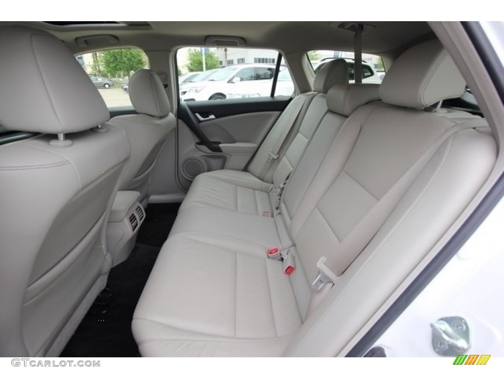 2013 Acura TSX Technology Sport Wagon Rear Seat Photo #112294590