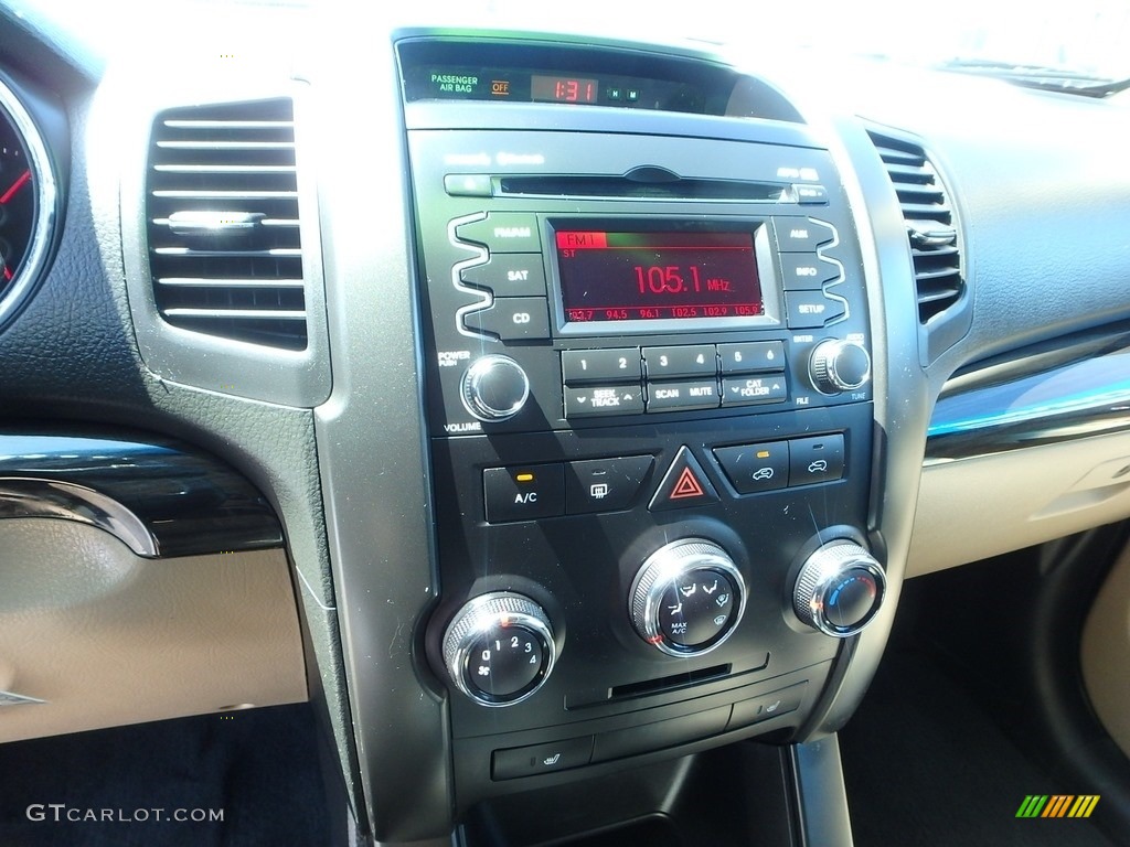 2011 Sorento LX AWD - White Sand Beige / Beige photo #28