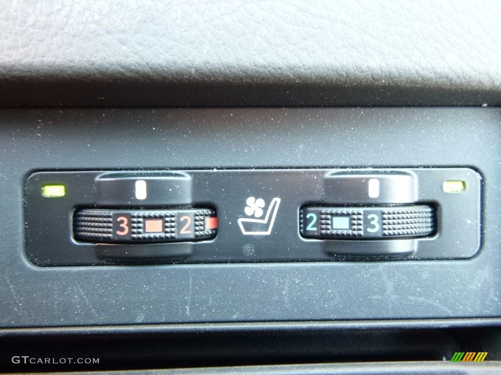 2010 RX 350 AWD - Black Sapphire Pearl / Parchment/Brown Walnut photo #20