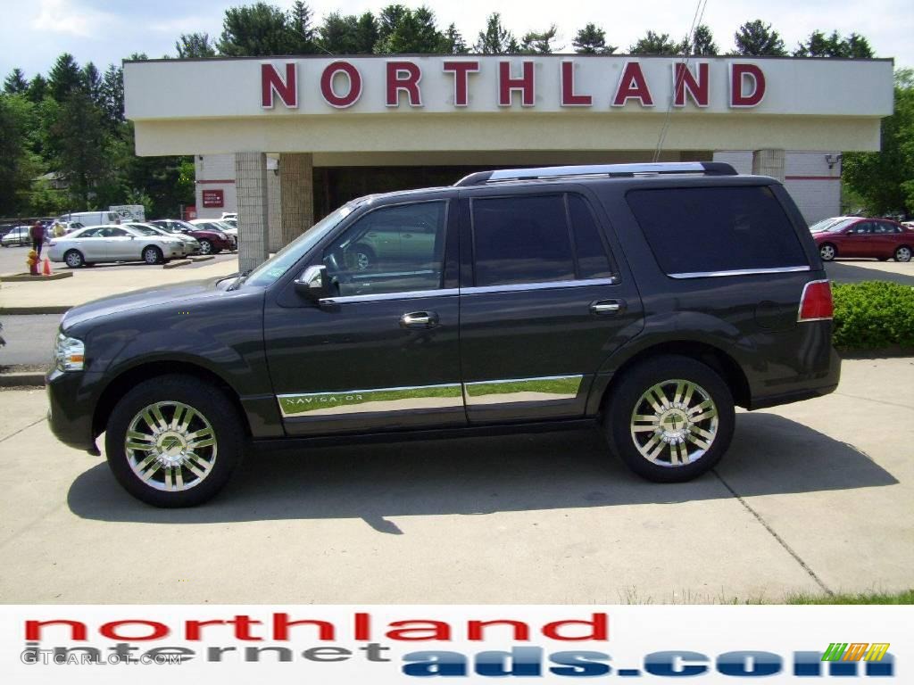 2007 Navigator Luxury 4x4 - Alloy Metallic / Charcoal photo #1