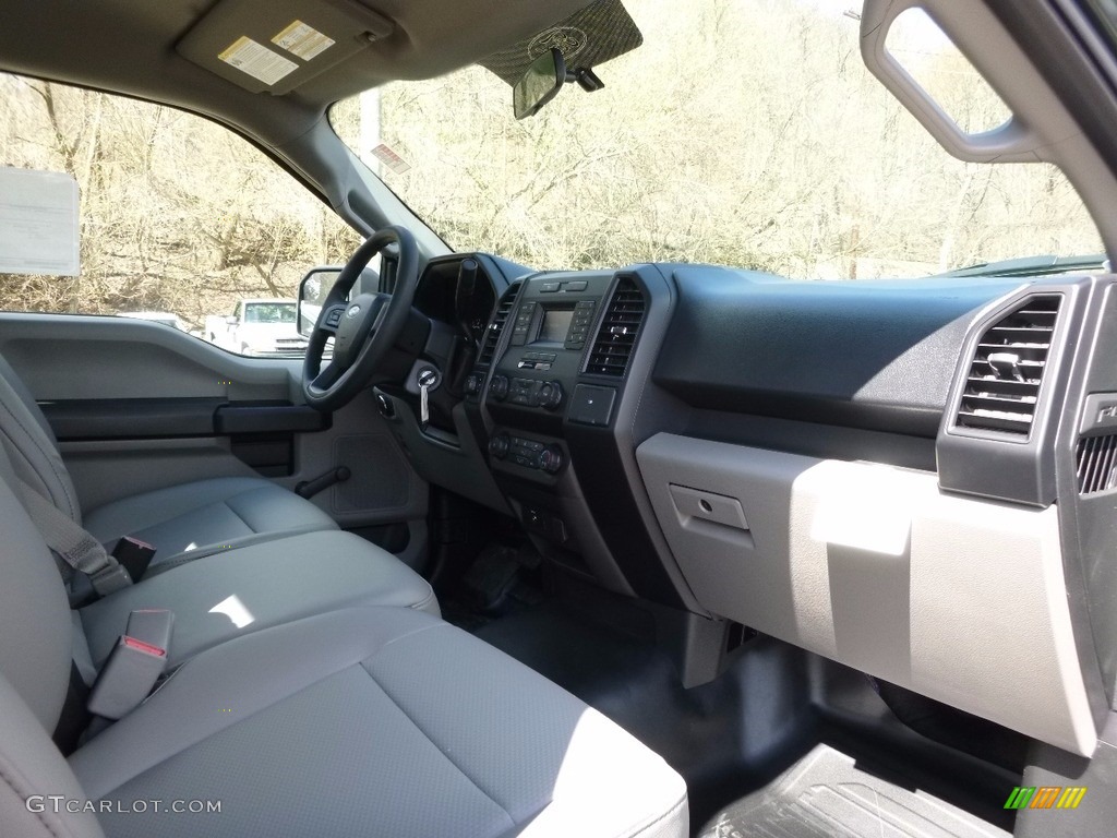 2016 F150 XL Regular Cab 4x4 - Green Gem / Medium Earth Gray photo #2