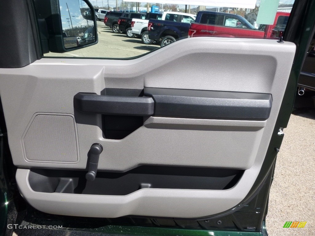 2016 F150 XL Regular Cab 4x4 - Green Gem / Medium Earth Gray photo #3