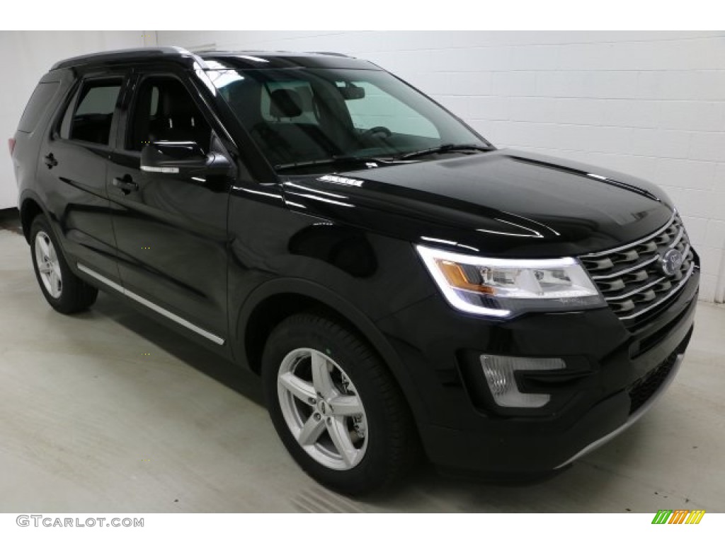 2016 Explorer XLT 4WD - Shadow Black / Ebony Black photo #3