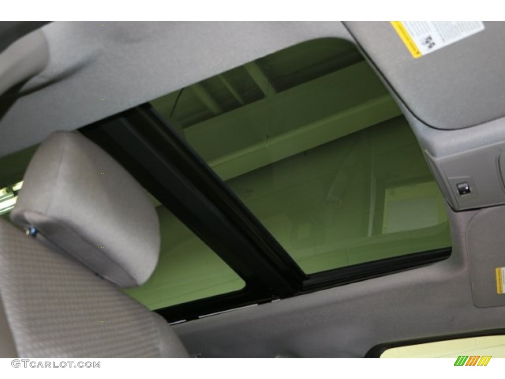 2016 F150 XLT SuperCrew 4x4 - Oxford White / Medium Earth Gray photo #8