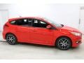 Race Red 2016 Ford Focus SE Hatch