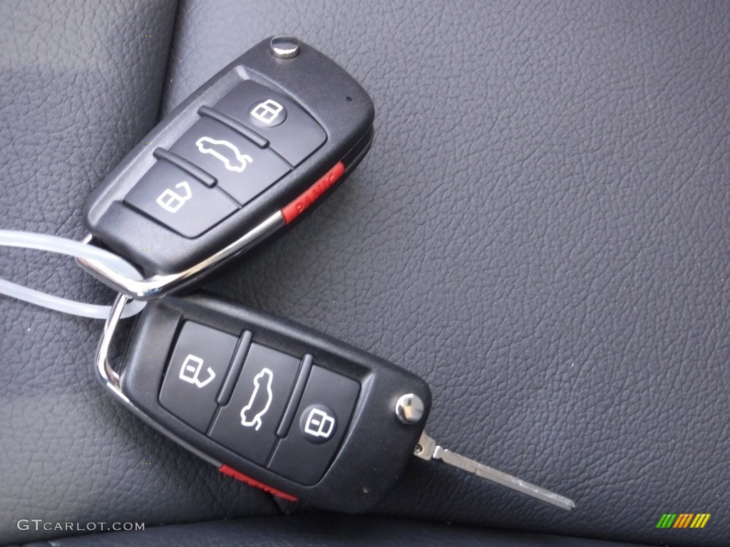 2016 Audi A3 Sportback e-tron Premium Keys Photos