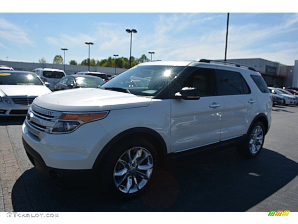 2012 Explorer XLT - White Suede / Medium Light Stone photo #7