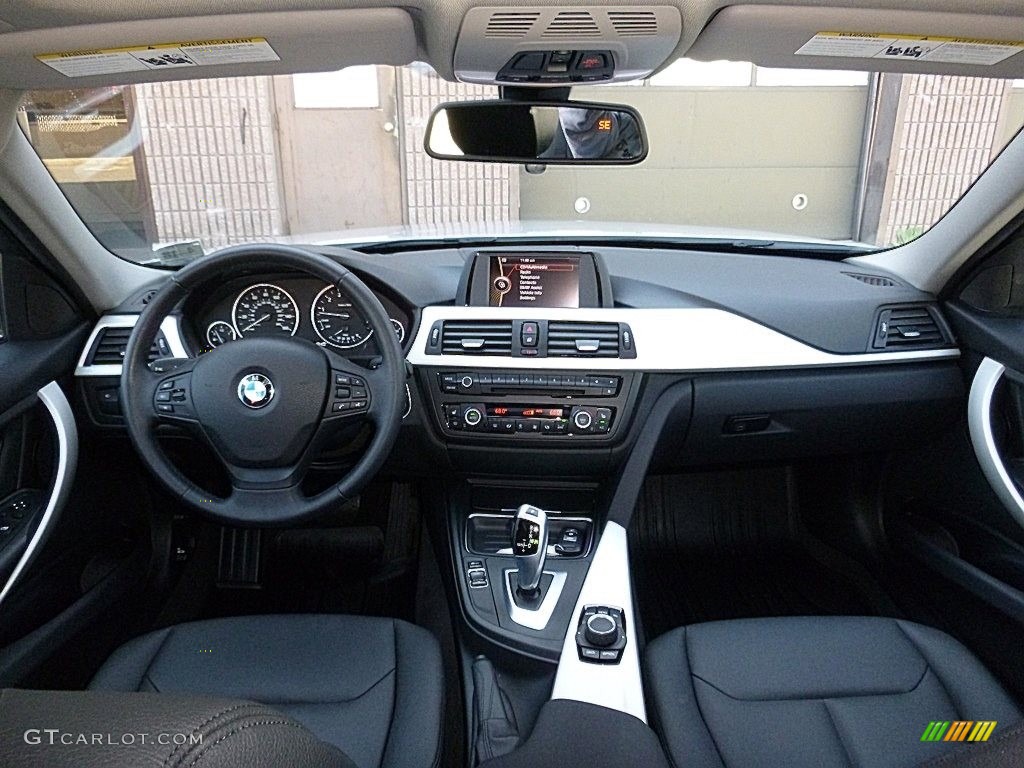 2013 3 Series 328i xDrive Sedan - Glacier Silver Metallic / Black photo #24