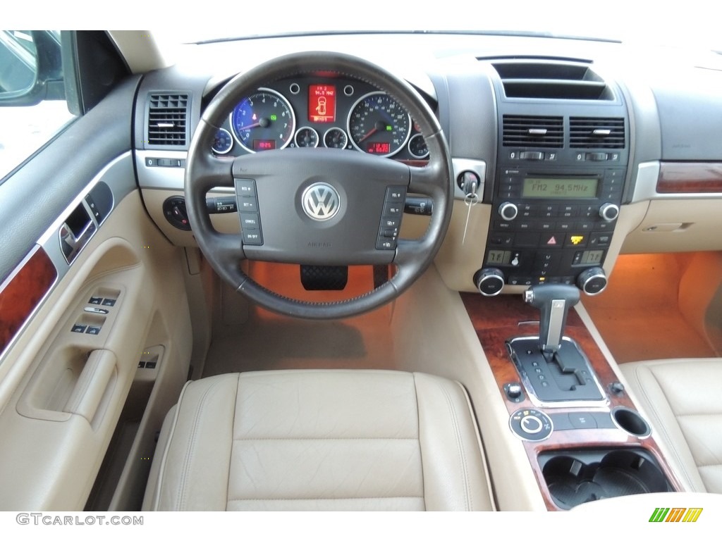 2006 Touareg V6 - Venetian Green / Pure Beige photo #19