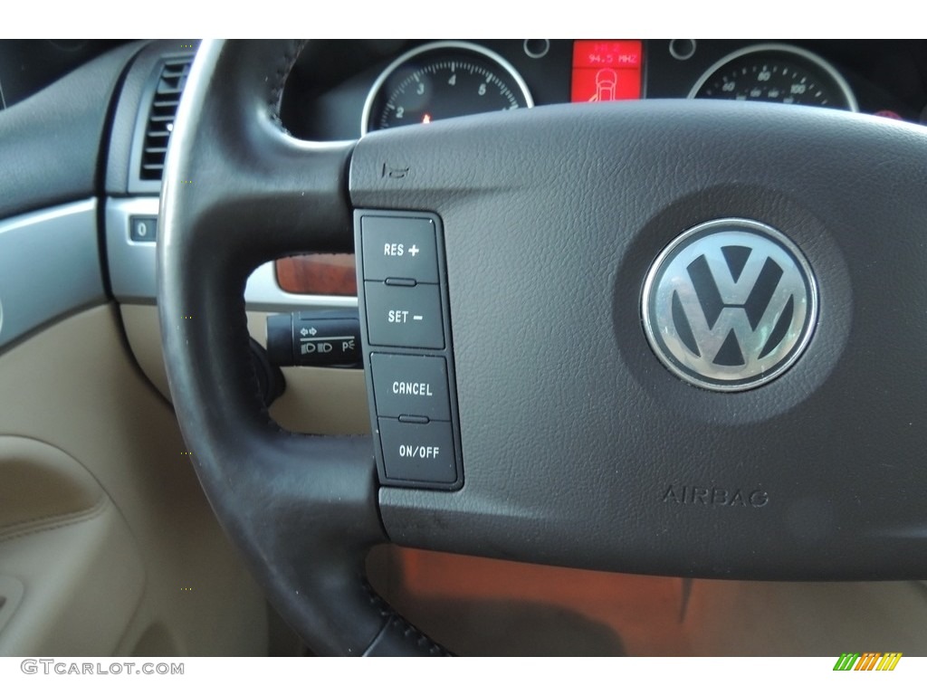 2006 Touareg V6 - Venetian Green / Pure Beige photo #23