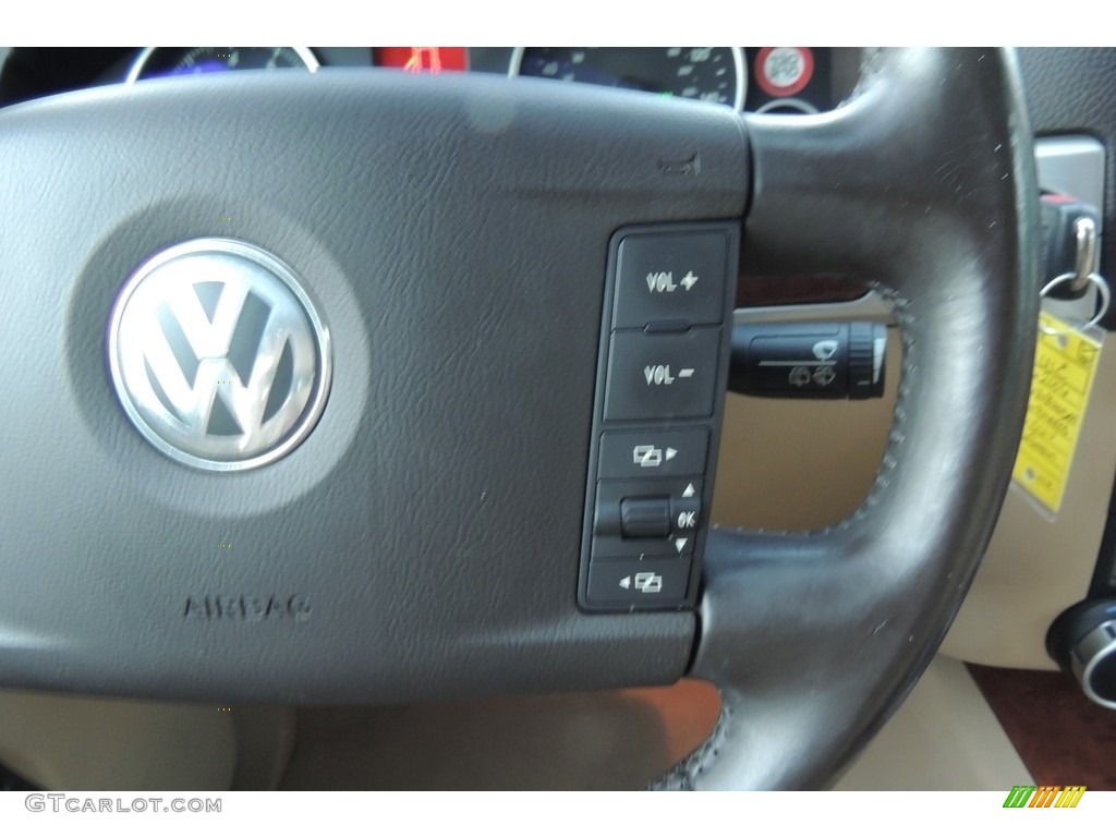 2006 Touareg V6 - Venetian Green / Pure Beige photo #24