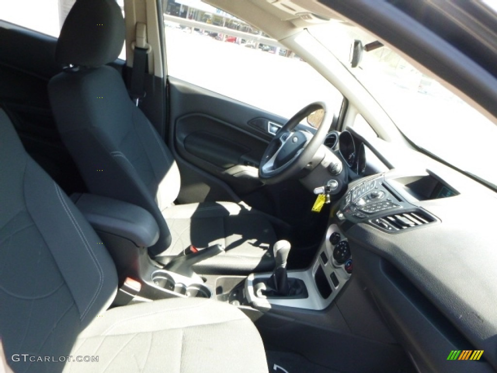 2015 Fiesta SE Hatchback - Magnetic Metallic / Charcoal Black photo #4