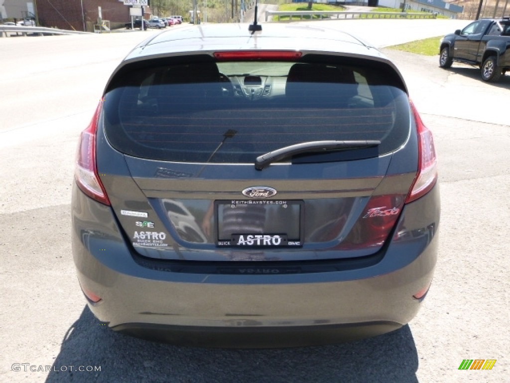 2015 Fiesta SE Hatchback - Magnetic Metallic / Charcoal Black photo #8