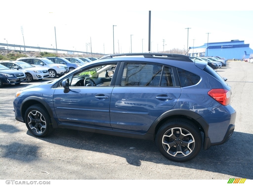 2013 XV Crosstrek 2.0 Premium - Marine Blue Pearl / Ivory photo #11