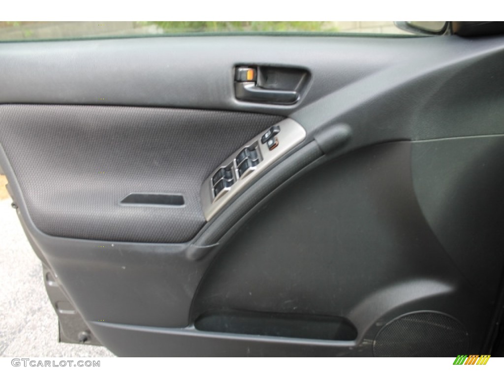 2006 Vibe  - Stealth / Graphite Black photo #15