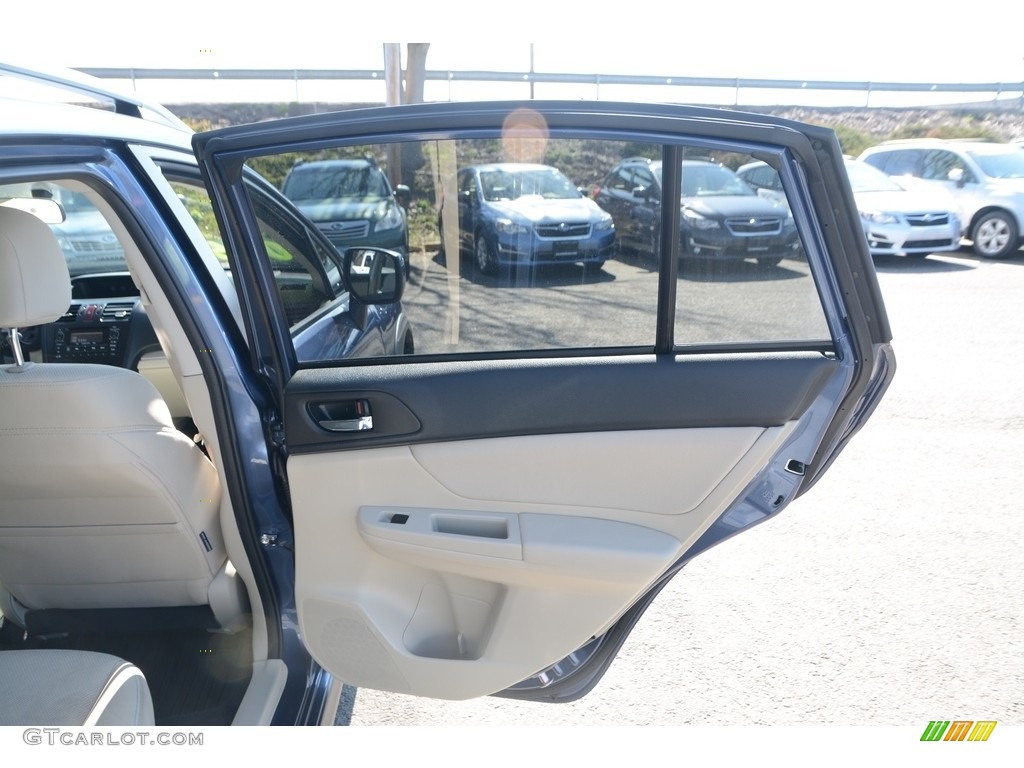 2013 XV Crosstrek 2.0 Premium - Marine Blue Pearl / Ivory photo #19