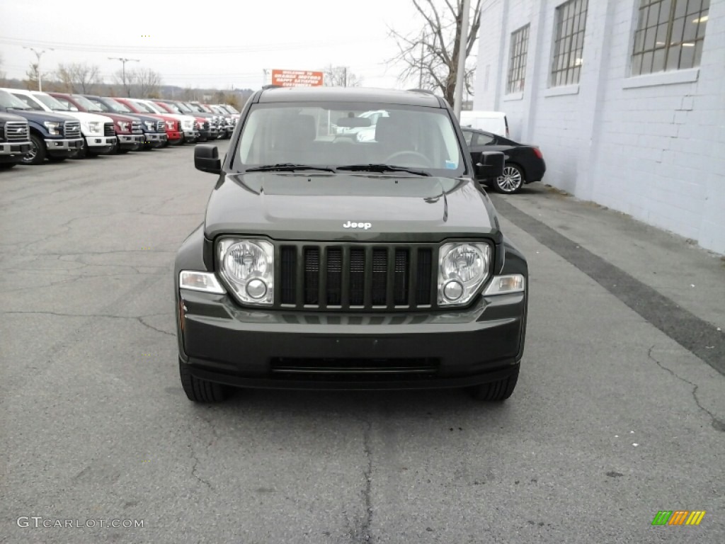 2008 Liberty Sport 4x4 - Jeep Green Metallic / Pastel Pebble Beige photo #2