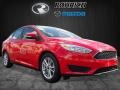Race Red - Focus SE Sedan Photo No. 1