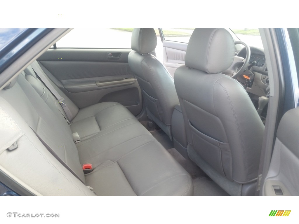 2004 Camry SE - Stratosphere Mica / Dark Charcoal photo #16