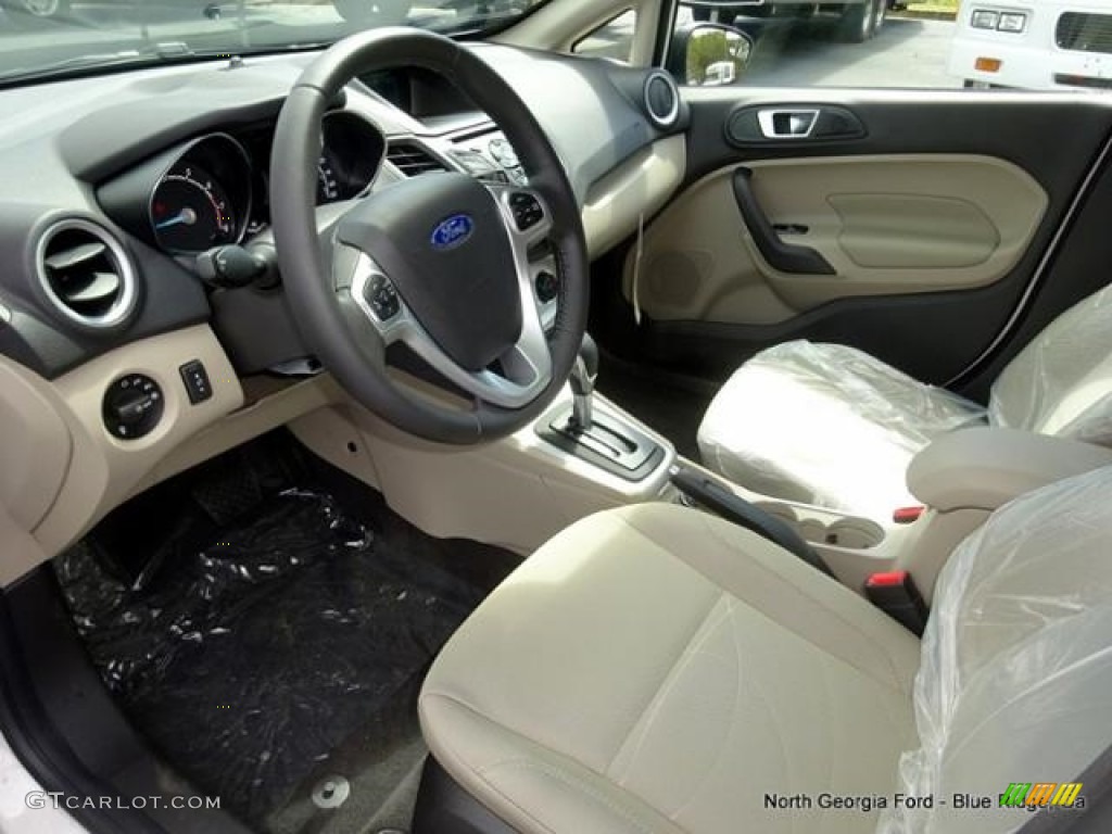 2016 Fiesta SE Hatchback - White Platinum Metallic Tri-coat / Medium Light Stone photo #28