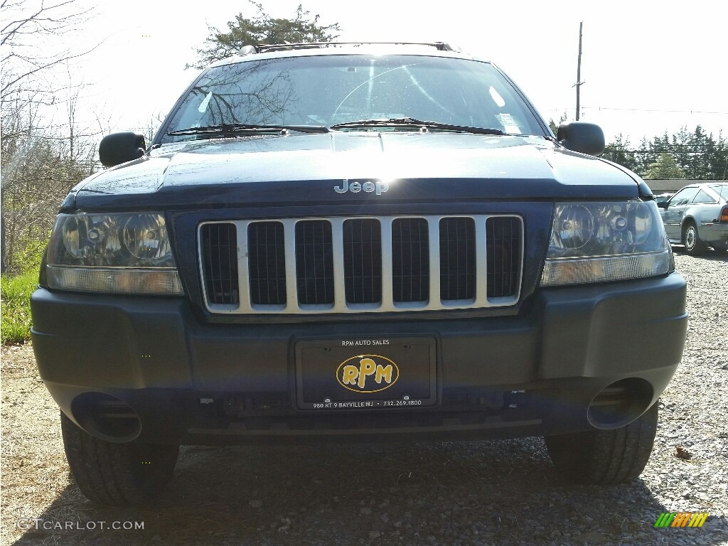 2004 Grand Cherokee Laredo 4x4 - Midnight Blue Pearl / Dark Slate Gray photo #2