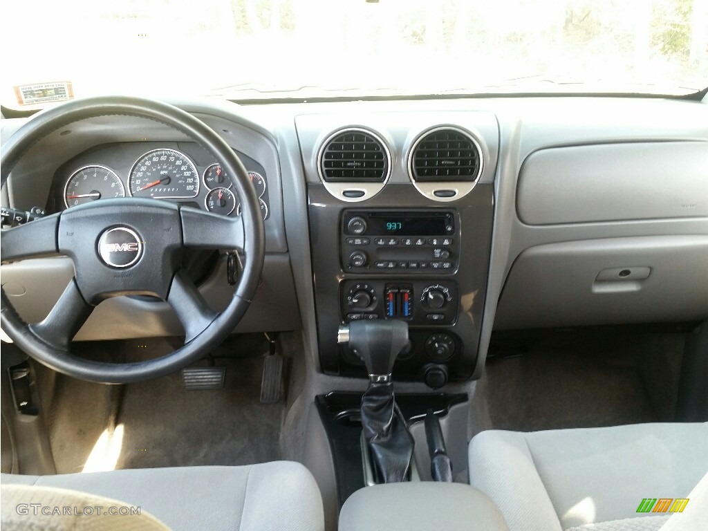 2007 Envoy SLE 4x4 - Liquid Silver Metallic / Light Gray photo #19