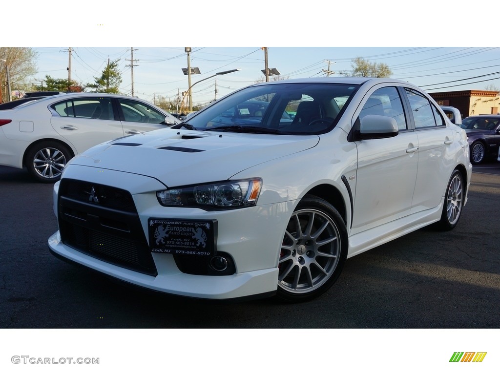 2014 Lancer Evolution GSR - Wicked White / Black photo #1