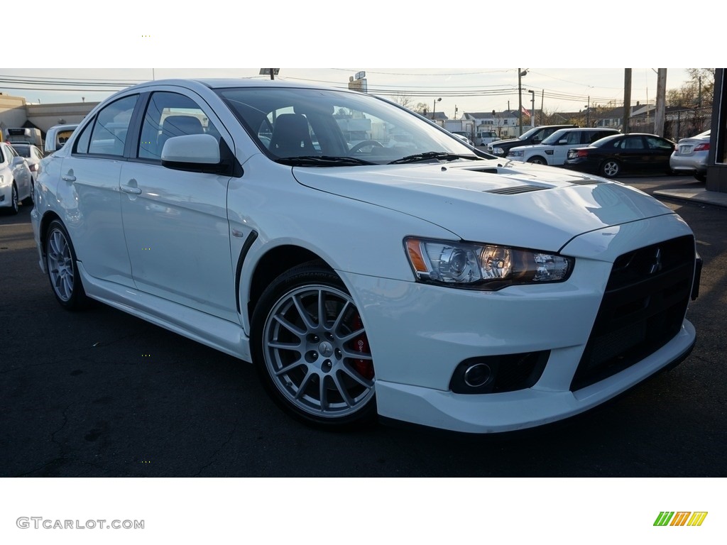 2014 Lancer Evolution GSR - Wicked White / Black photo #2