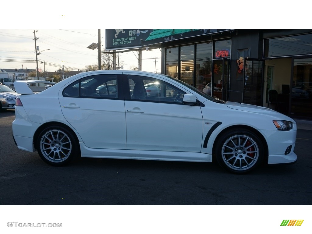 2014 Lancer Evolution GSR - Wicked White / Black photo #5
