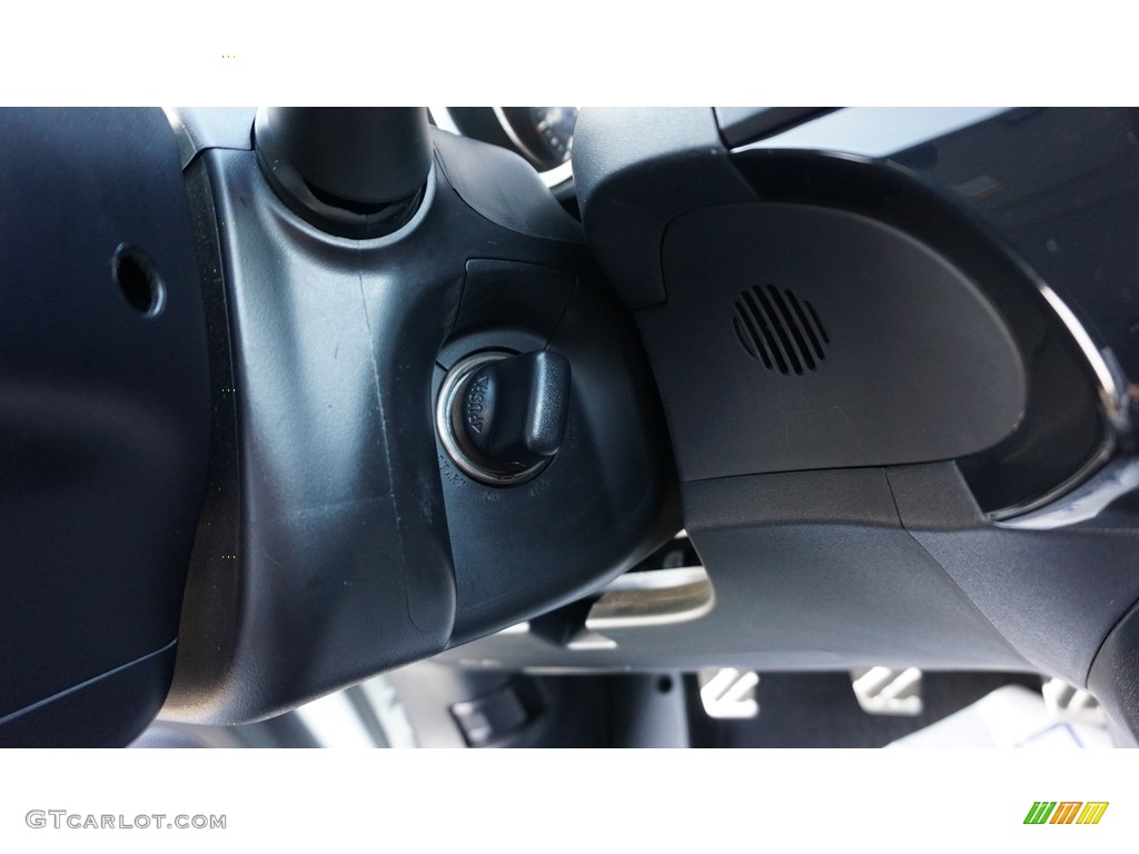 2014 Lancer Evolution GSR - Wicked White / Black photo #20
