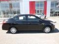 Super Black - Versa 1.6 S Sedan Photo No. 6