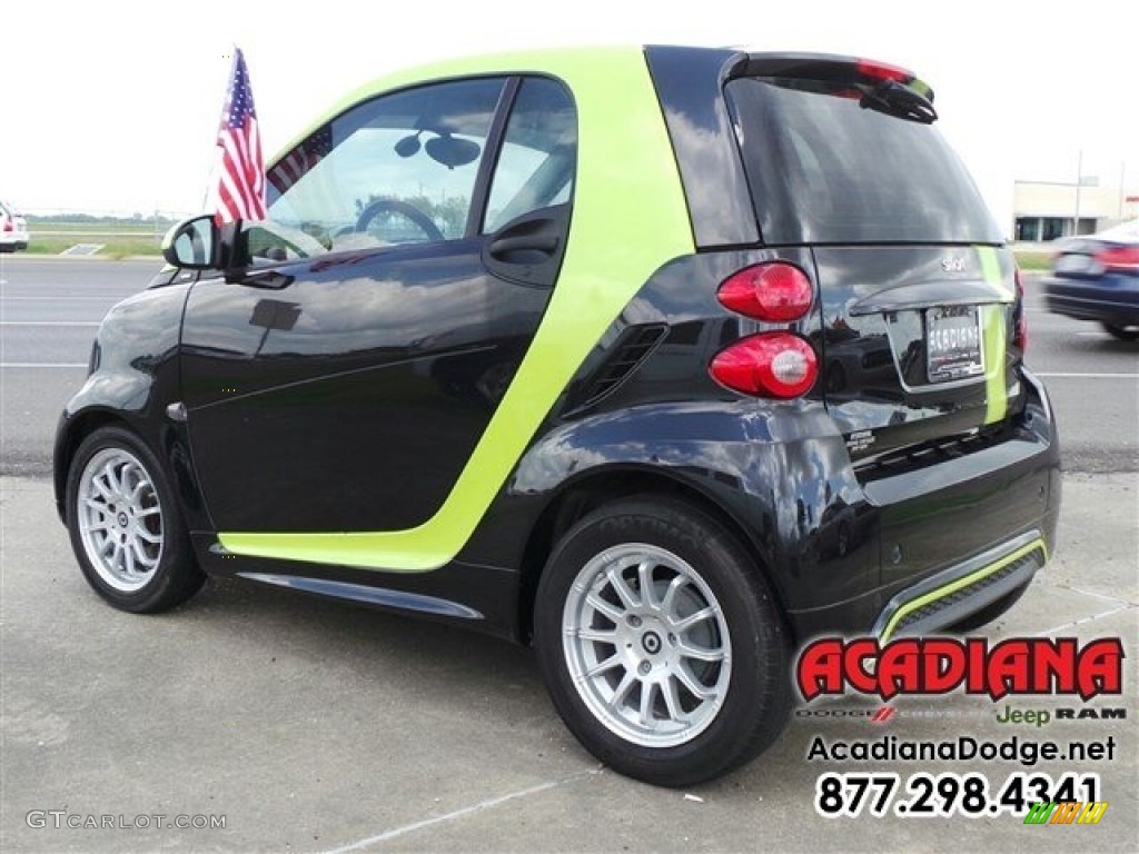 2013 fortwo pure coupe - Deep Black / Design Black photo #3