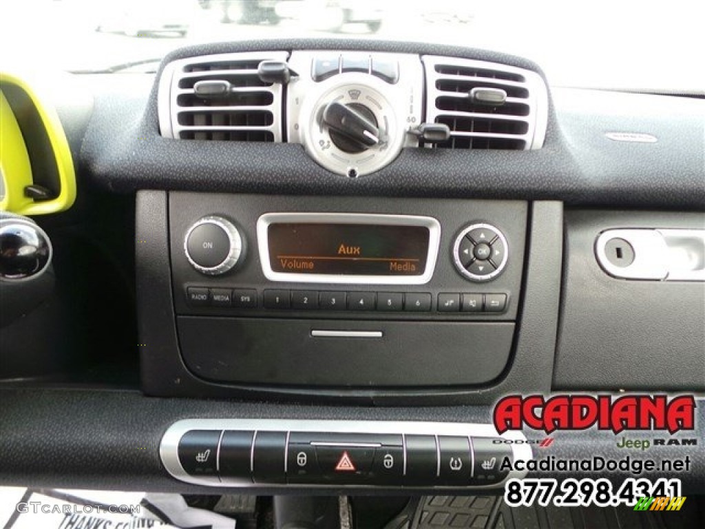 2013 fortwo pure coupe - Deep Black / Design Black photo #13