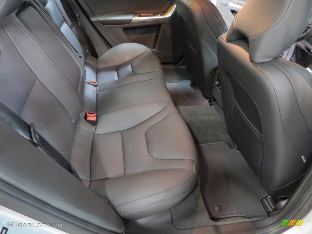 2016 Volvo S60 T5 Inscription AWD Rear Seat Photo #112376777