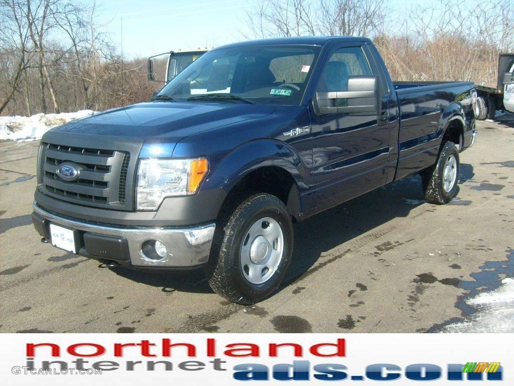 2009 F150 XL Regular Cab 4x4 - Dark Blue Pearl Metallic / Stone/Medium Stone photo #1