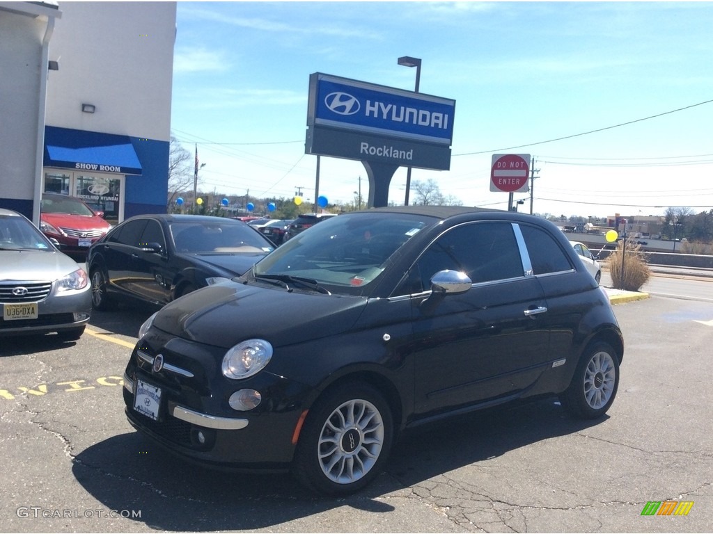 Nero (Black) Fiat 500