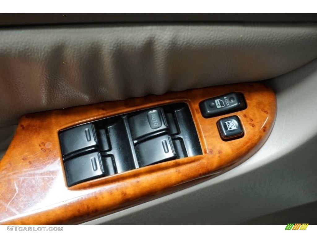 2006 Sienna XLE - Silver Pine Mica / Taupe photo #13