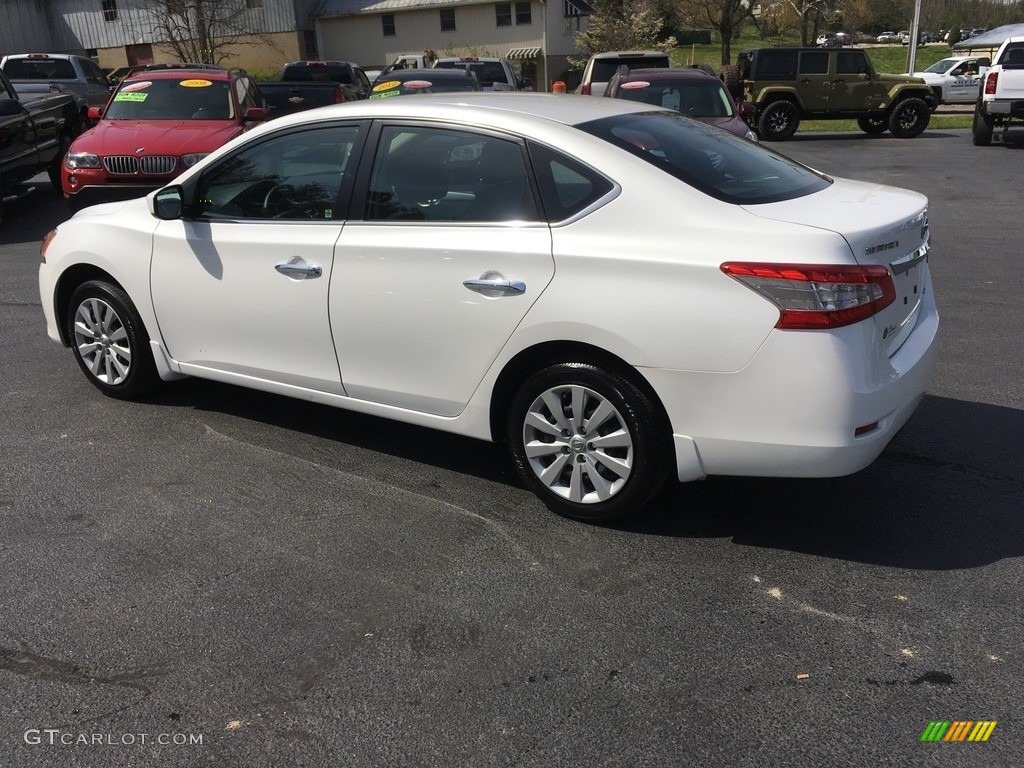 2013 Sentra SV - Aspen White / Charcoal photo #4
