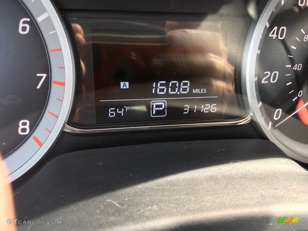 2013 Sentra SV - Aspen White / Charcoal photo #8
