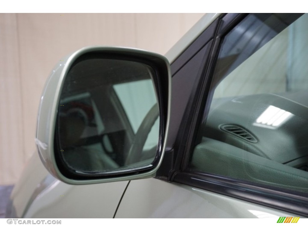 2006 Sienna XLE - Silver Pine Mica / Taupe photo #81