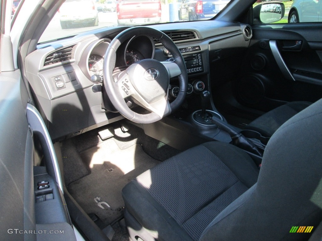 2011 tC  - Super White / Dark Charcoal photo #10