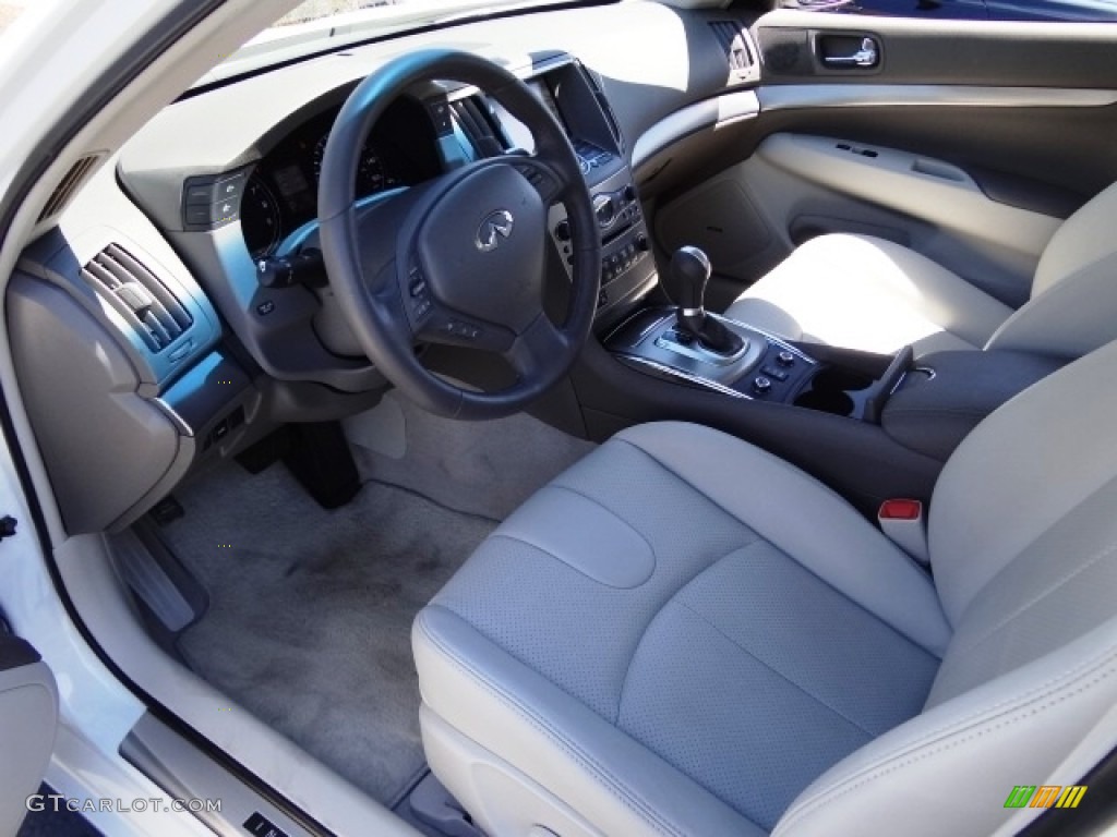 2015 Infiniti Q40 AWD Sedan Interior Color Photos