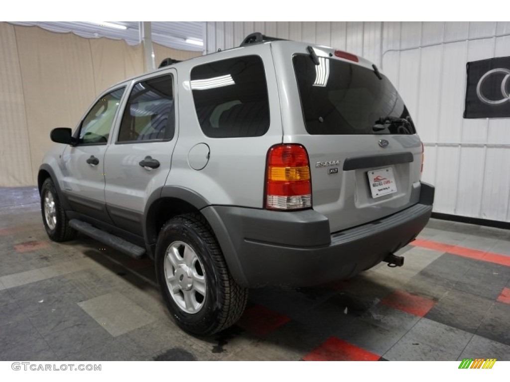 2002 Escape XLT V6 4WD - Satin Silver Metallic / Medium Graphite photo #10