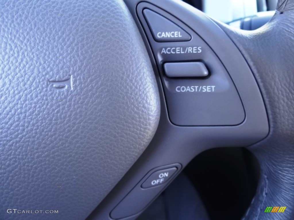 2015 Infiniti Q40 AWD Sedan Controls Photo #112382177