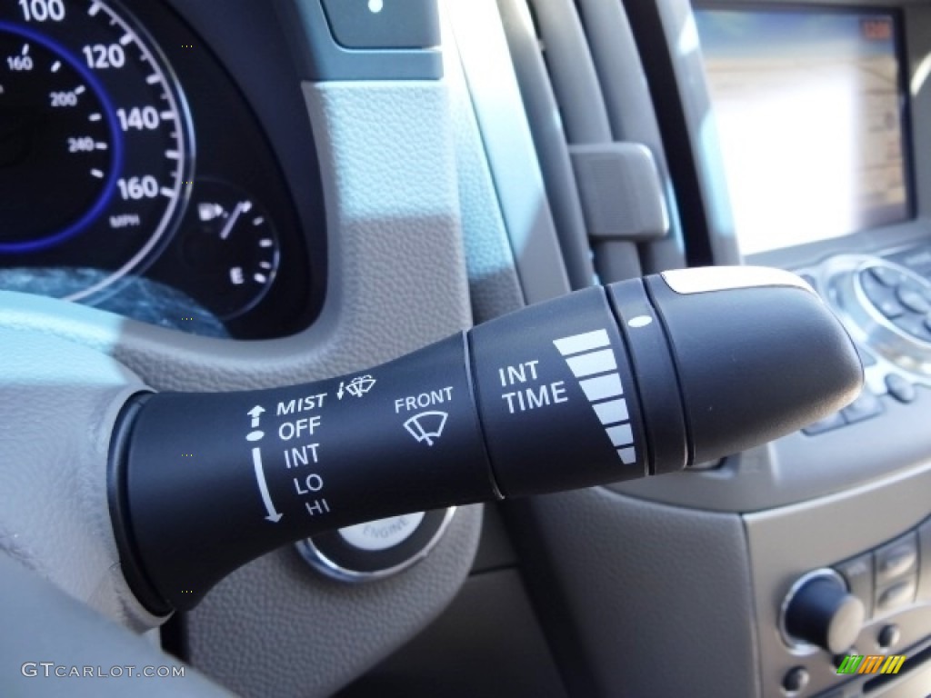 2015 Infiniti Q40 AWD Sedan Controls Photo #112382213