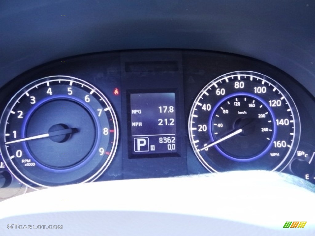 2015 Infiniti Q40 AWD Sedan Gauges Photos