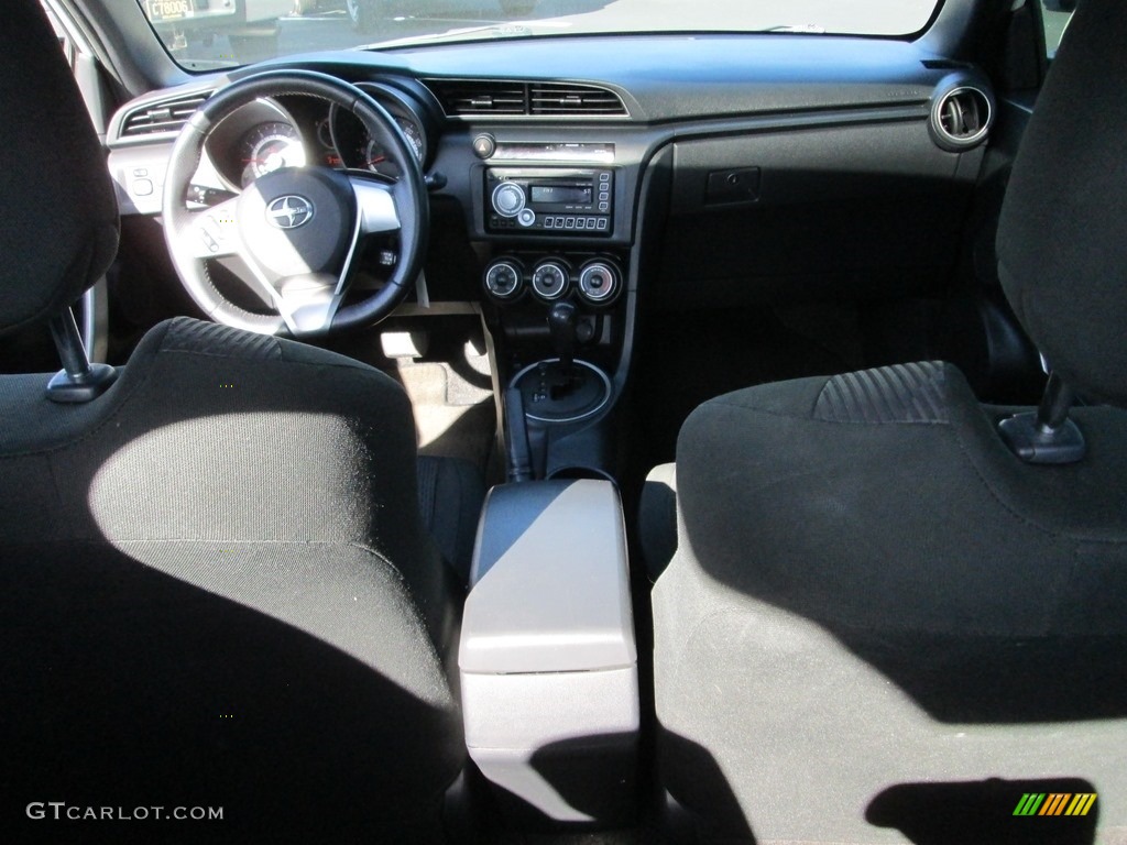 2011 tC  - Super White / Dark Charcoal photo #20