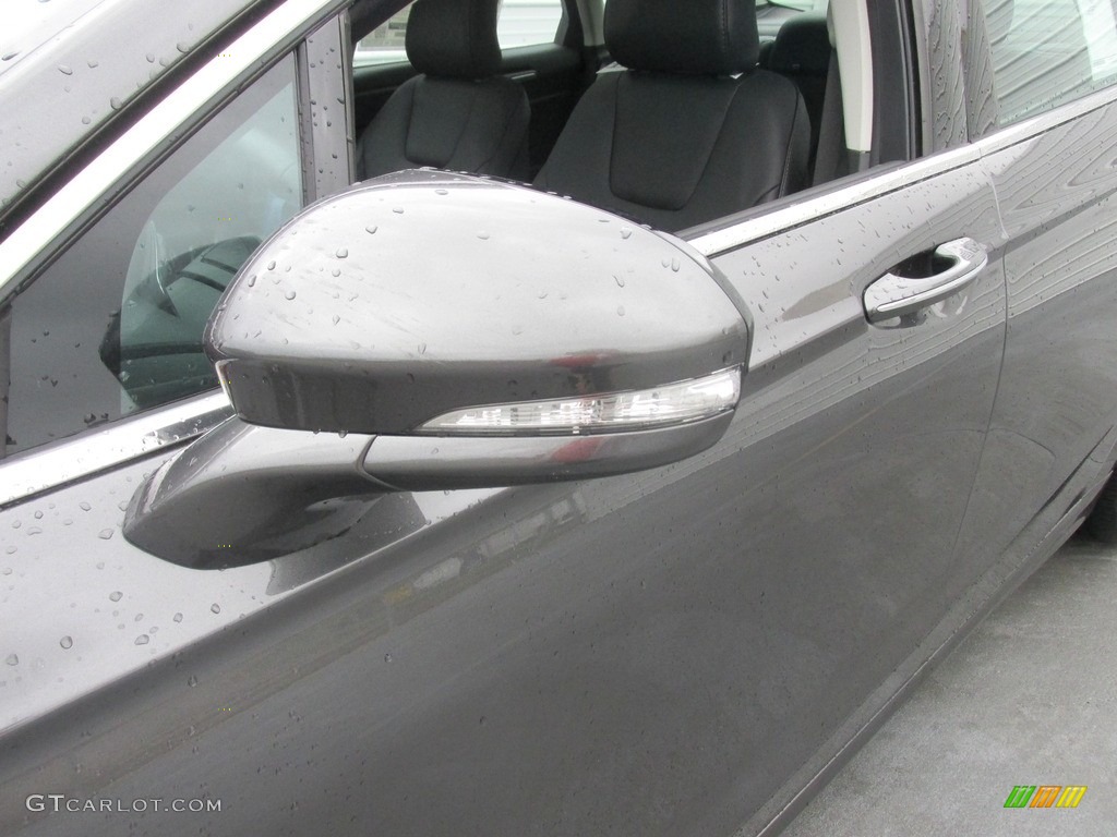 2016 Fusion Titanium - Magnetic Metallic / Charcoal Black photo #12