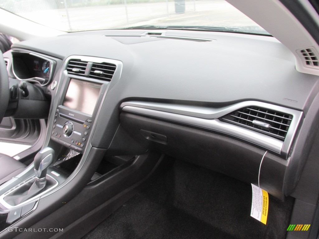 2016 Fusion Titanium - Magnetic Metallic / Charcoal Black photo #16